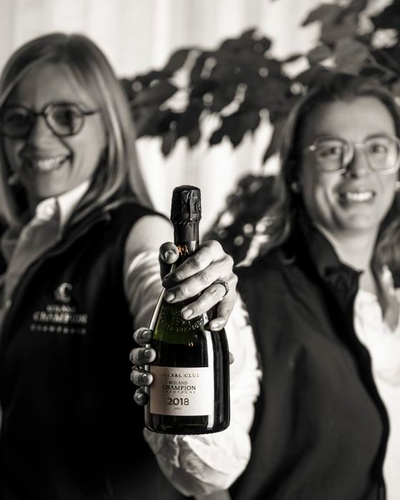 Carole et Clémence, vigneronnes